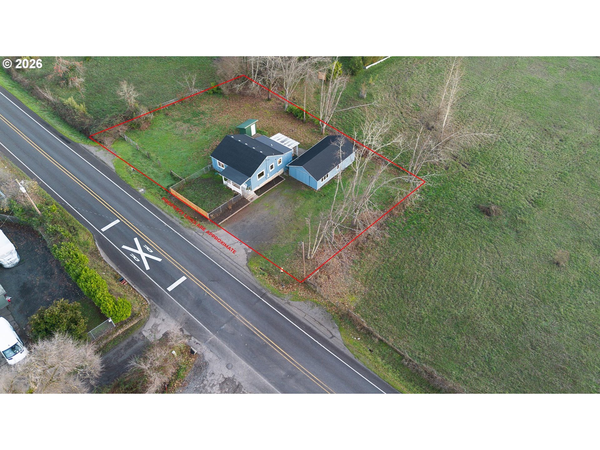 5423 Mt Vernon Road Springfield, OR 97478 - Photo 34 of 35 a view of a terrace with a yard