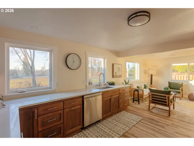 $399,000 | 5423 Mt Vernon Road, Springfield, OR 97478