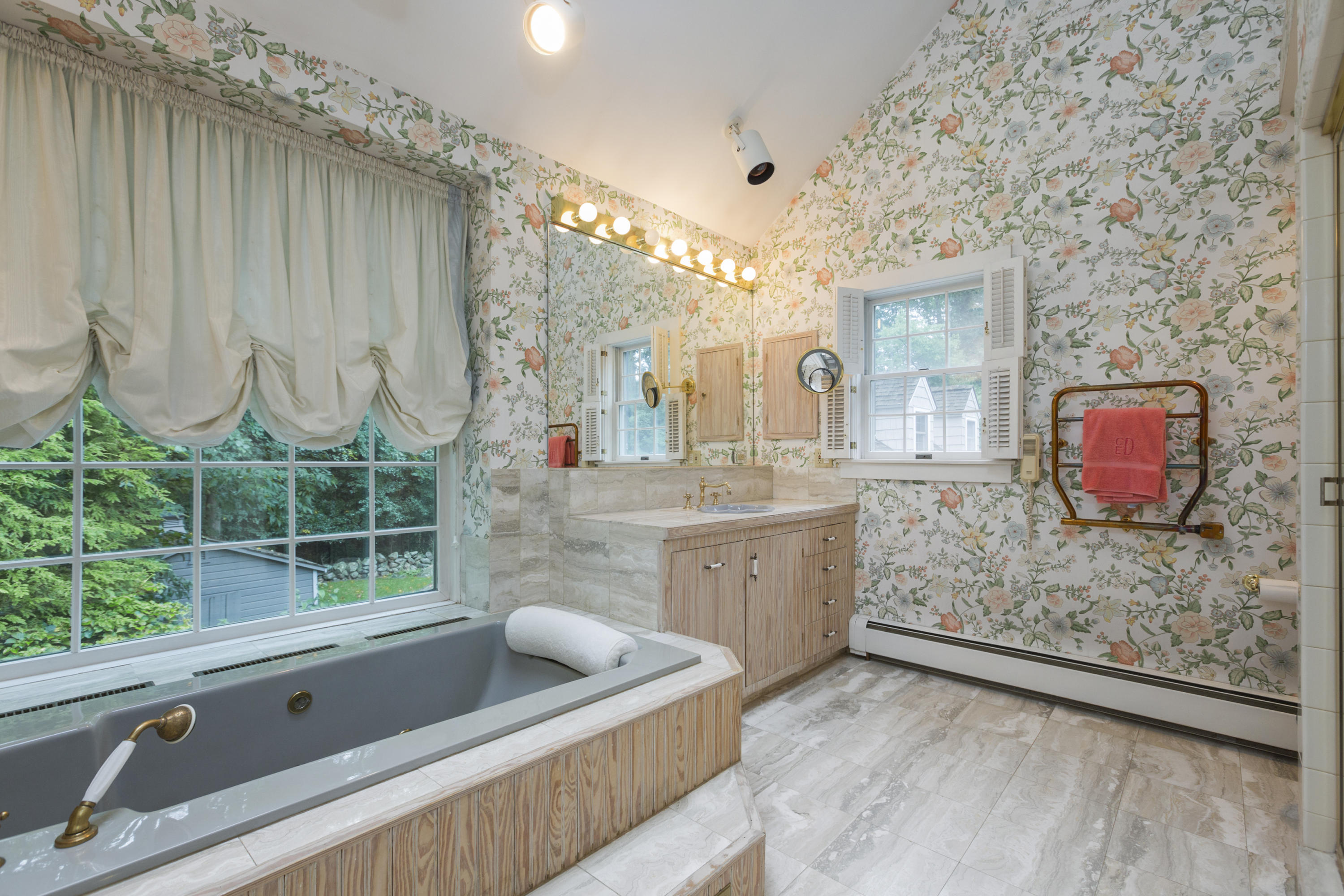283 Hollow Tree Ridge Road Darien, CT 06820 - Photo 25 of 49 a spacious bathroom with a granite countertop tub a mirror and shower