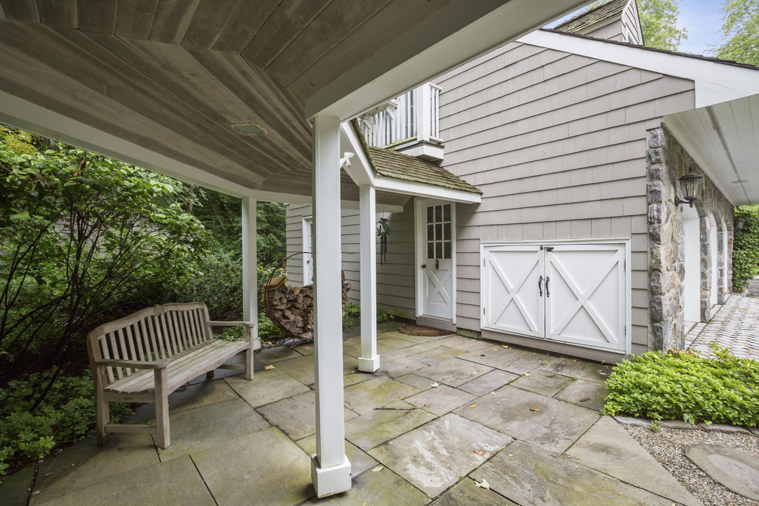 283 Hollow Tree Ridge Road Darien, CT 06820 - Photo 31 of 49