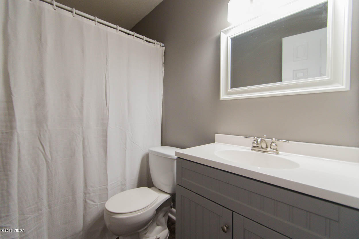 408 Scarborough Road Warner Robins, GA 31093 - Photo 14 of 26 DSC_7111