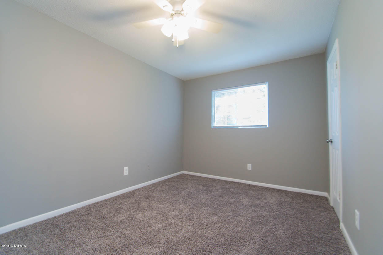 408 Scarborough Road Warner Robins, GA 31093 - Photo 17 of 26 DSC_7162