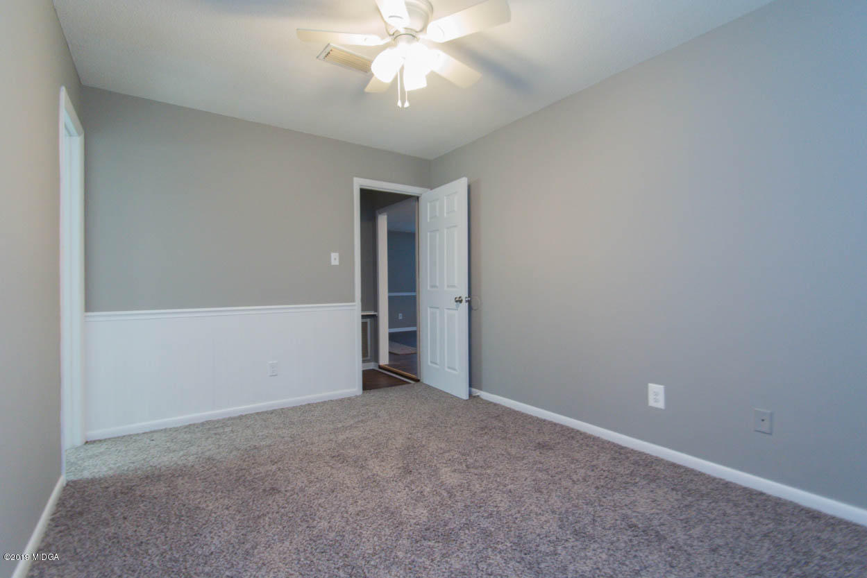 408 Scarborough Road Warner Robins, GA 31093 - Photo 18 of 26 DSC_7167