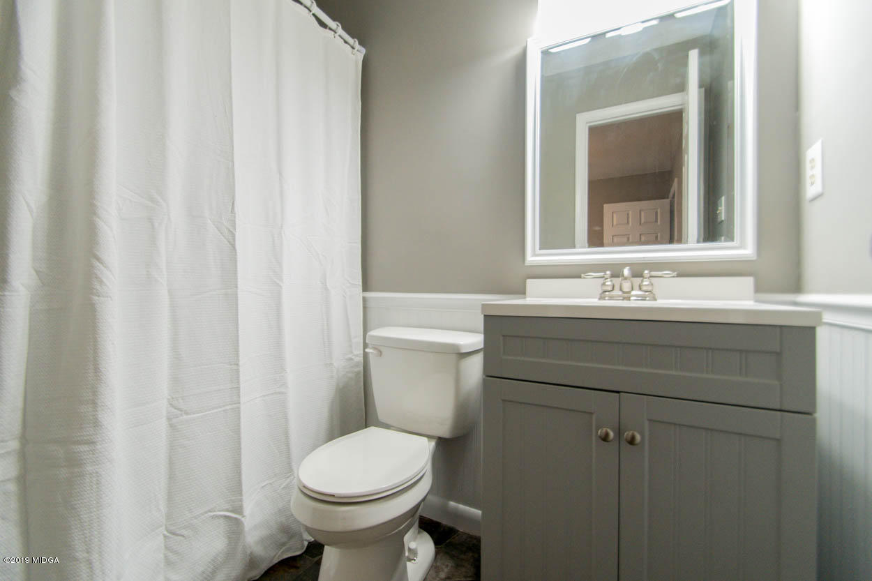 408 Scarborough Road Warner Robins, GA 31093 - Photo 10 of 26 DSC_7161