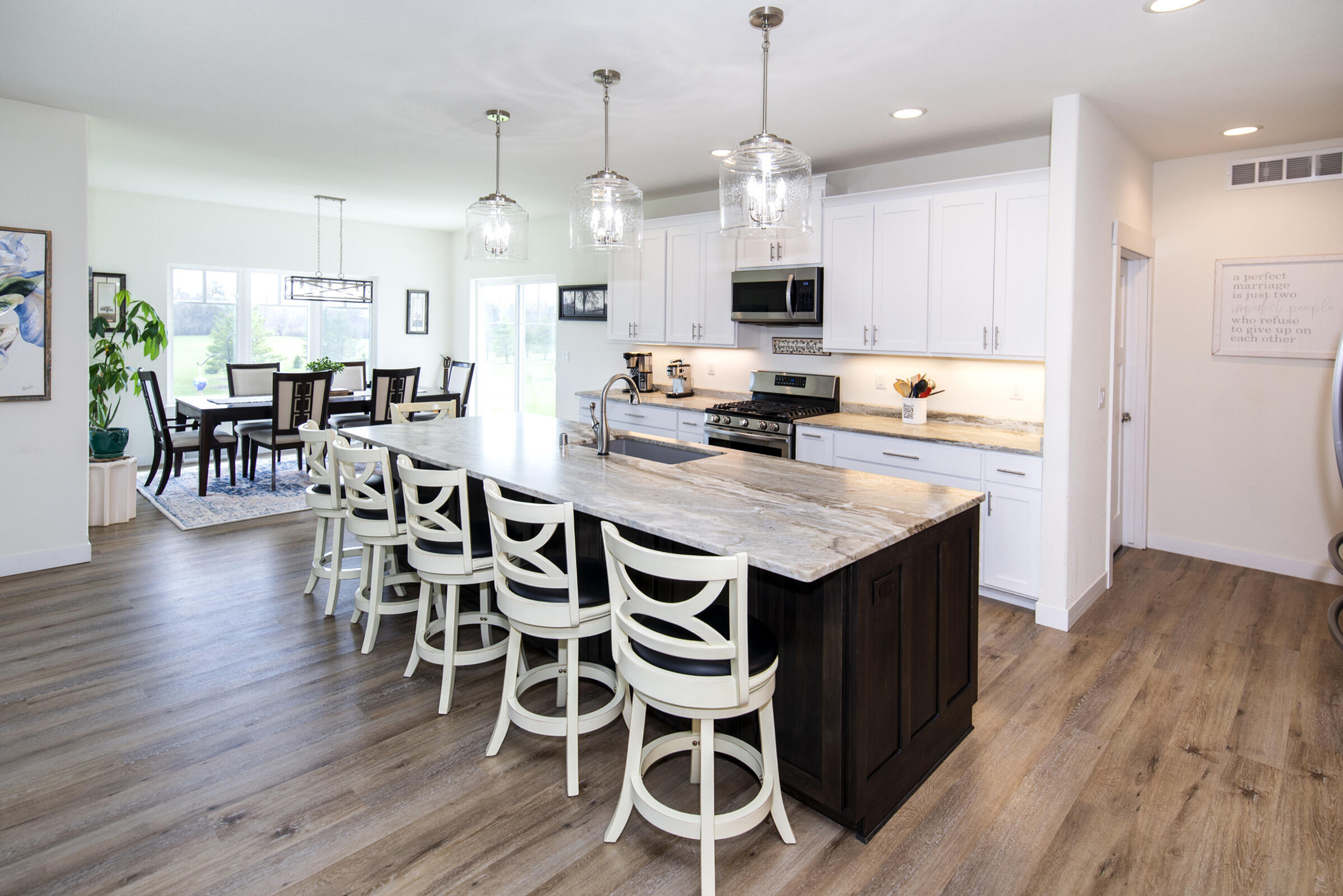 638 Red Oak Drive Summit, WI 53066 - Photo 14 of 49 Kitchen Island
