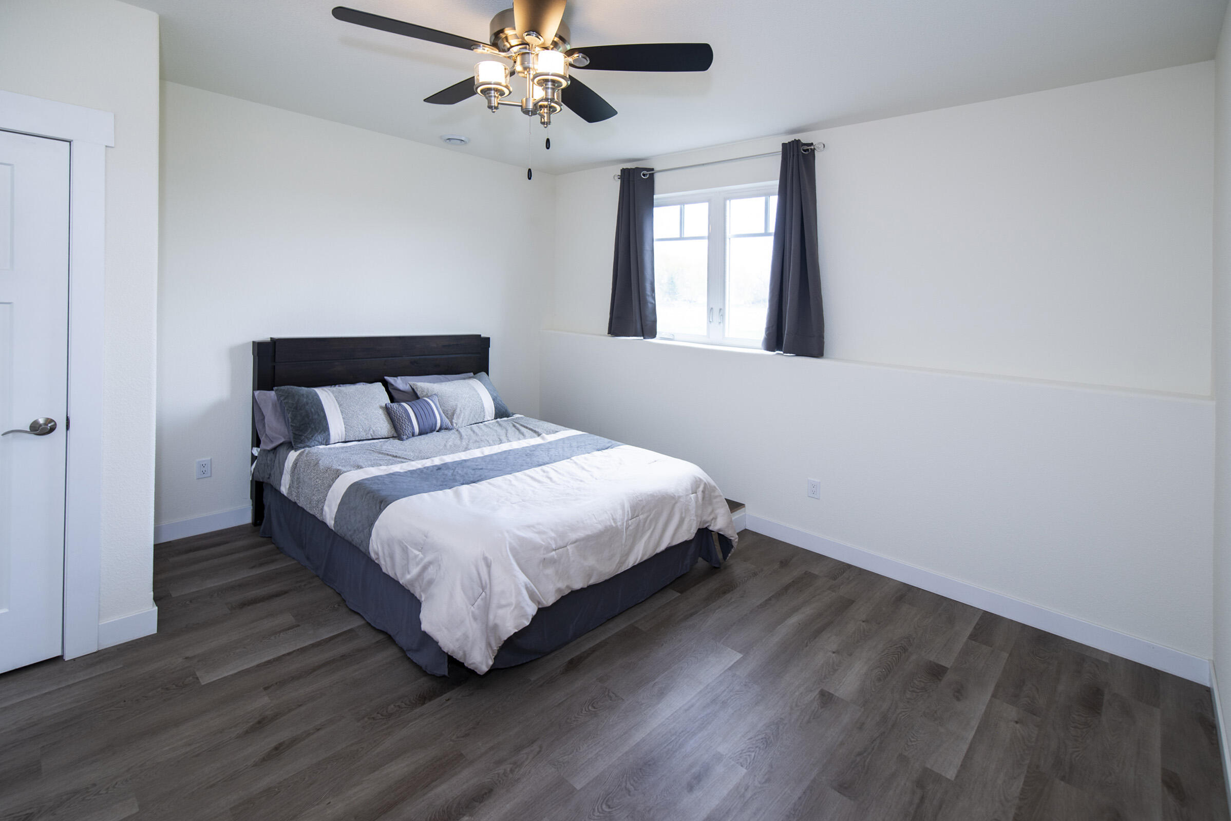 638 Red Oak Drive Summit, WI 53066 - Photo 42 of 49 Lower-level Bedroom 4. Great for family guest or friends!