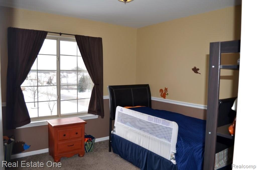 9975 Viewcrest Court Howell, MI 48843 - Photo 23 of 34 Viewcrest 028.jpg