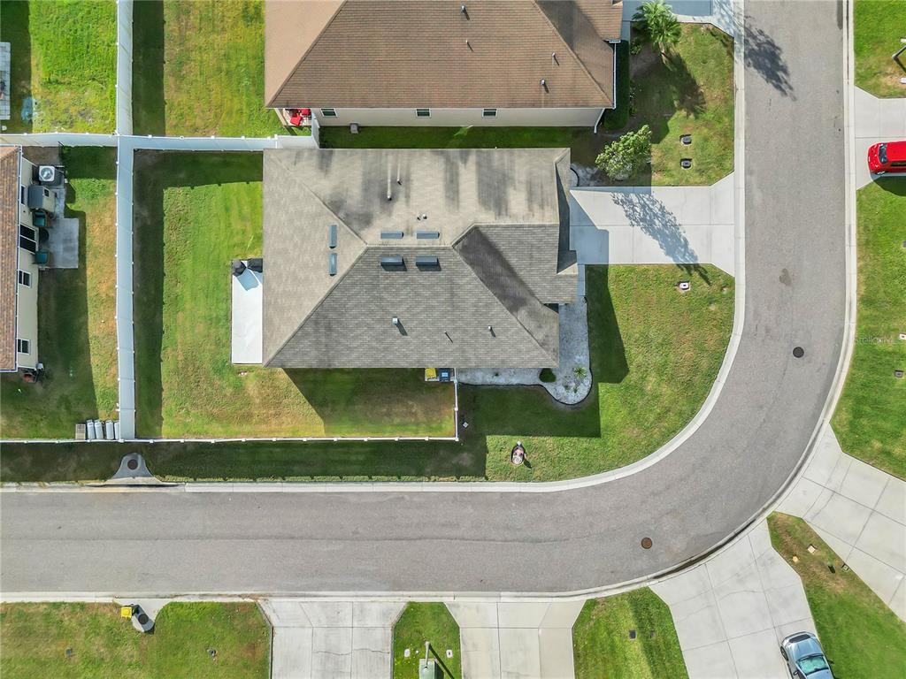 4368 Moon Shadow Loop Mulberry, FL 33860 - Photo 35 of 39 an aerial view of a house with a swimming pool