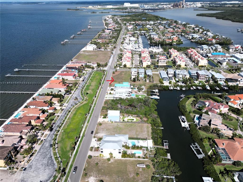 6435 Marbella Boulevard Apollo Beach, FL 33572 - Photo 4 of 7