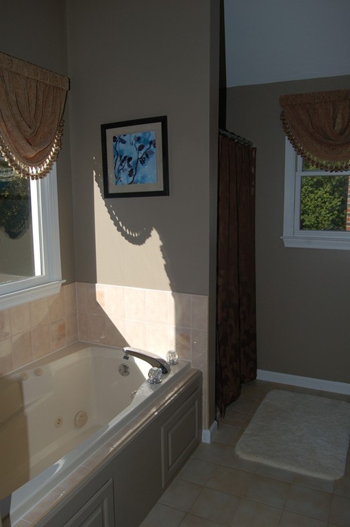 17 Riverside Road Franklin, MA 02038 - Photo 21 of 30 Gallery Image 21