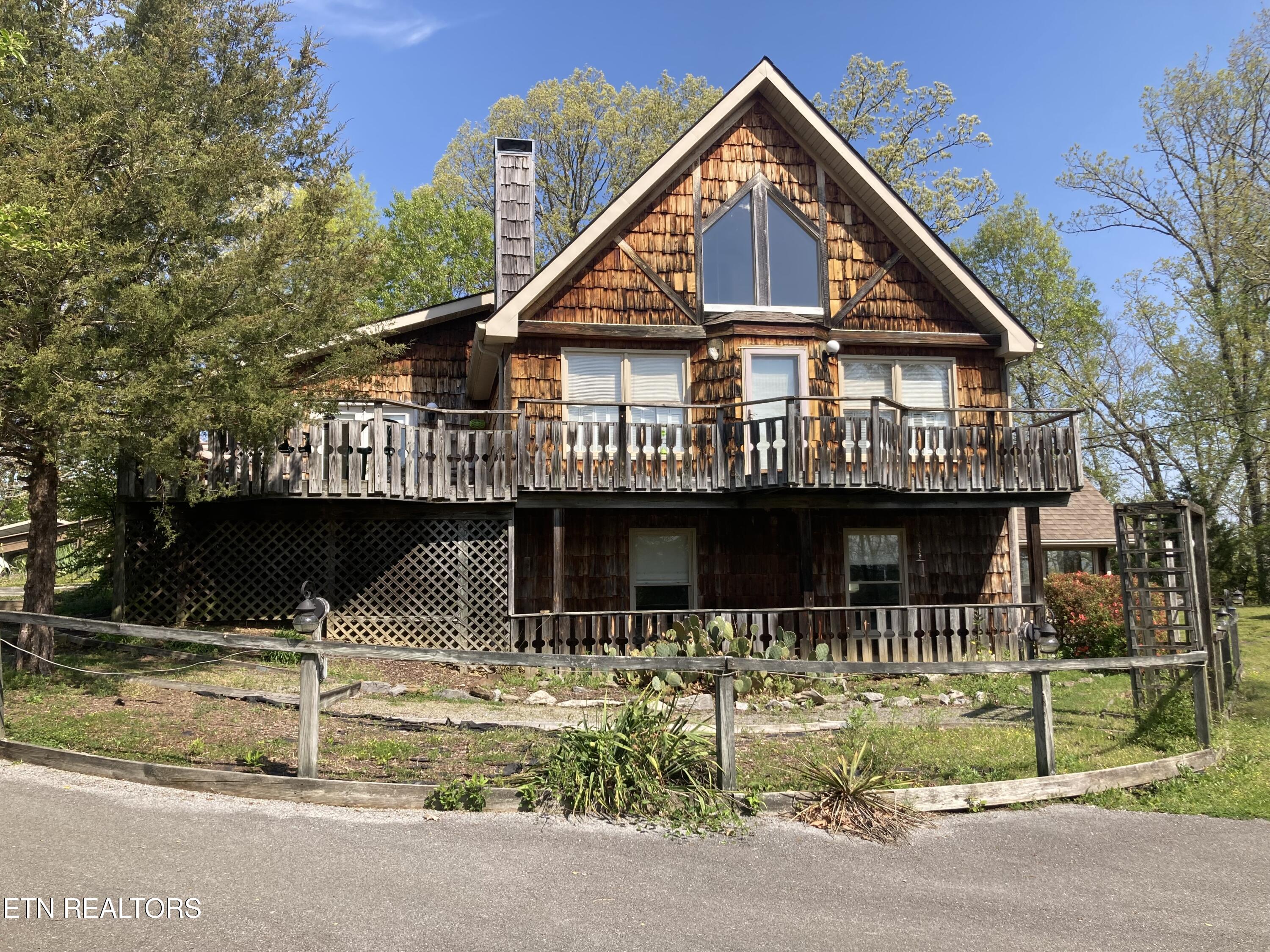 422 Crosby Drive Bean Station, TN 37708 - Photo 1 of 45 FRONT