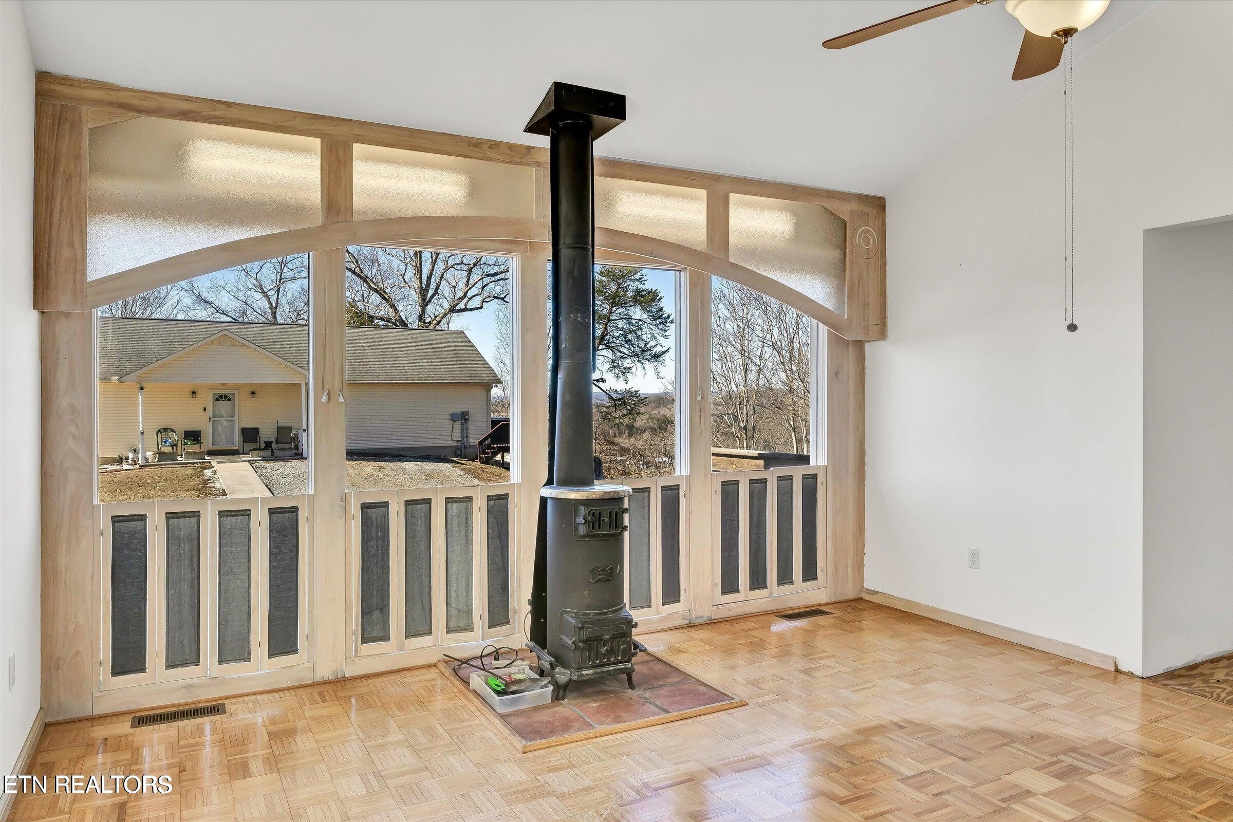 422 Crosby Drive Bean Station, TN 37708 - Photo 12 of 45 DINING