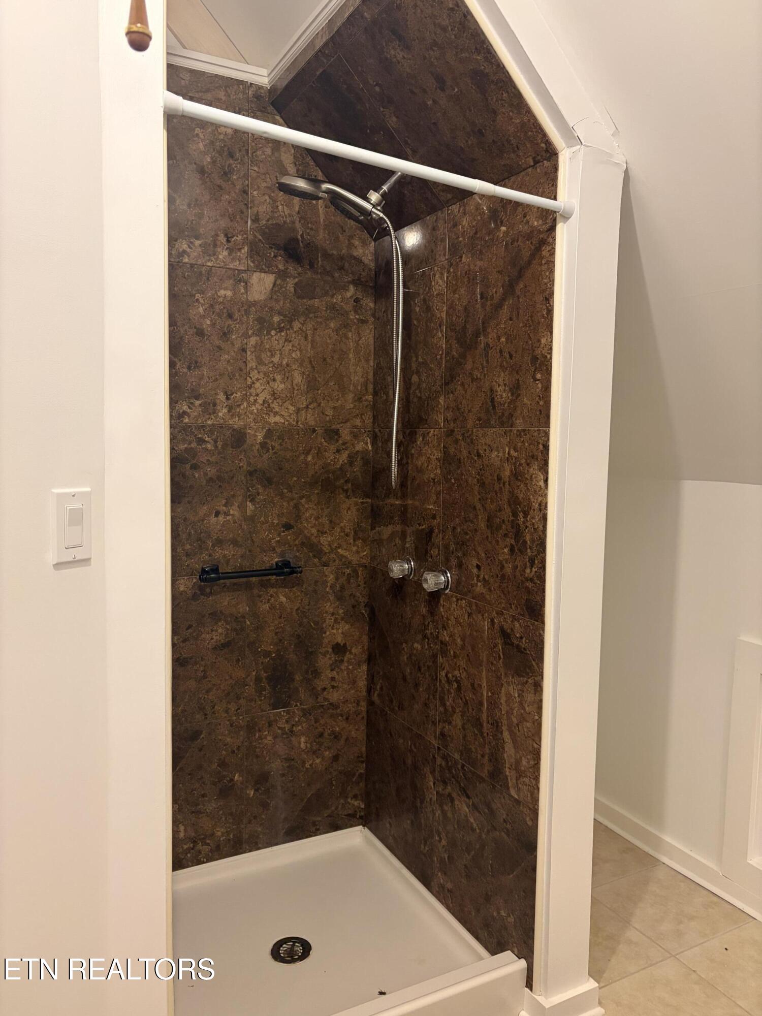 422 Crosby Drive Bean Station, TN 37708 - Photo 26 of 45 IMG_1155