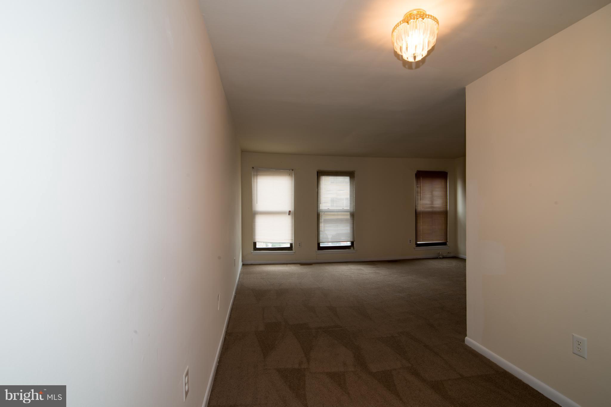 704 Bonini Road Southeast Washington, DC 20032 - Photo 6 of 22 Dining Room