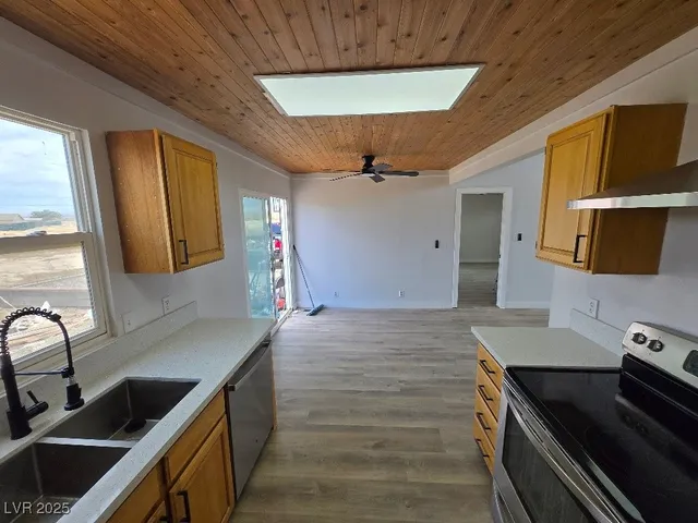 $1,995 | 270 West Patricia Avenue, Pahrump, NV 89060