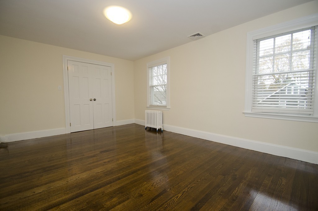 174 Oliver Road Newton, MA 02468 - Photo 12 of 13