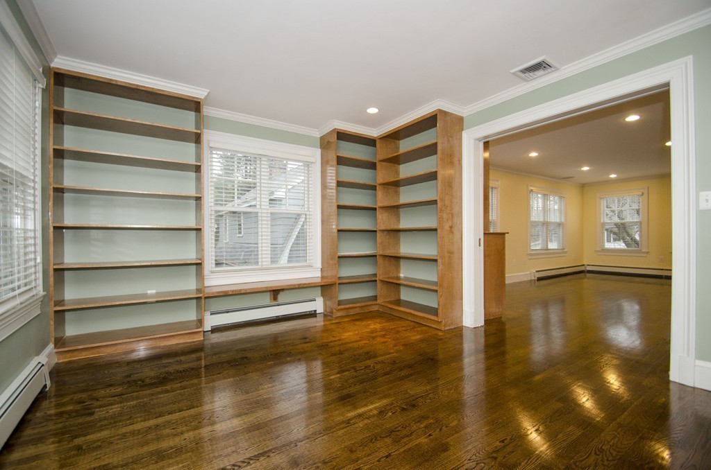 174 Oliver Road Newton, MA 02468 - Photo 8 of 13