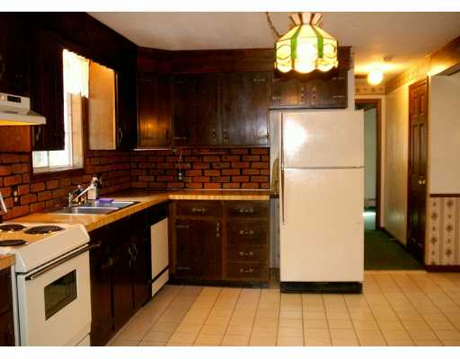 496 Douglas Hook Road Glocester, RI 02814 - Photo 7 of 8 Kitchen.