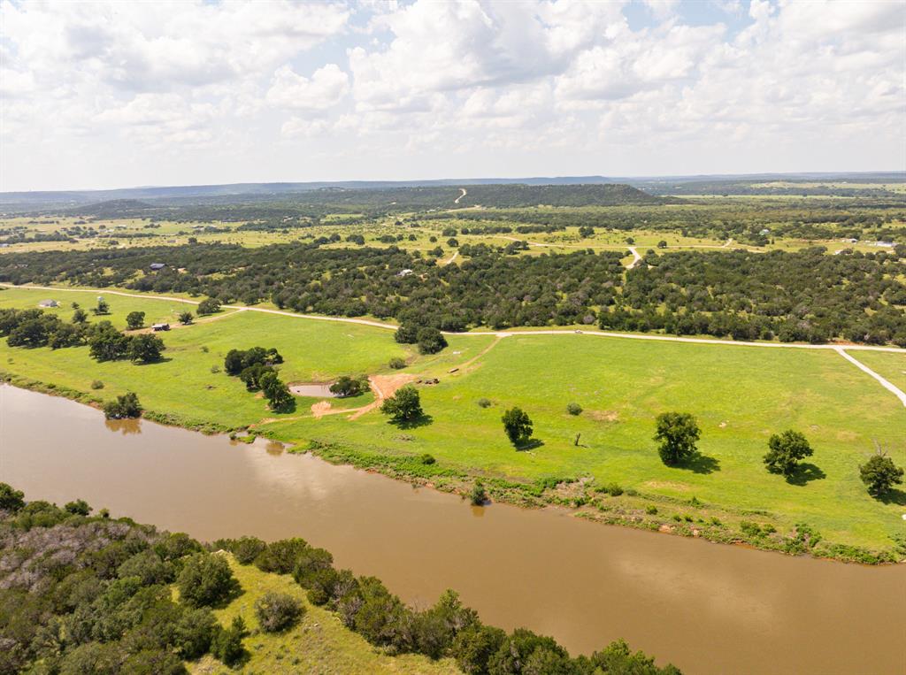 2105 River Shls Road Mineral Wells, TX 76067 - Photo 14 of 38 a view of an ocean
