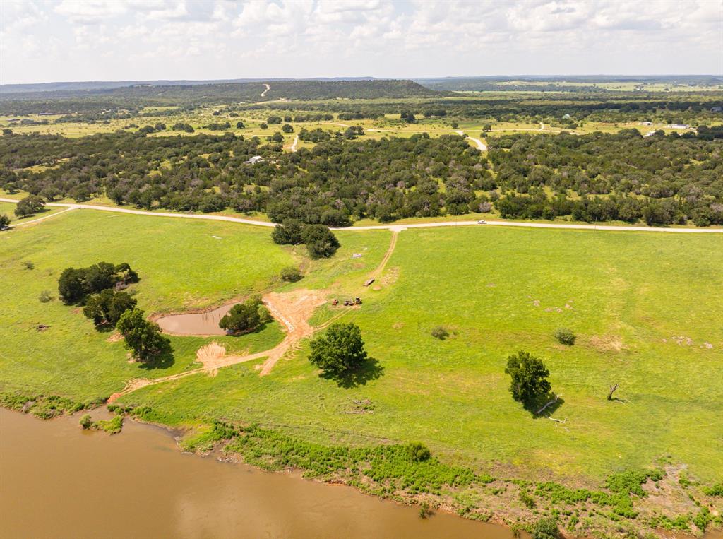 2105 River Shls Road Mineral Wells, TX 76067 - Photo 3 of 38 a view of an ocean