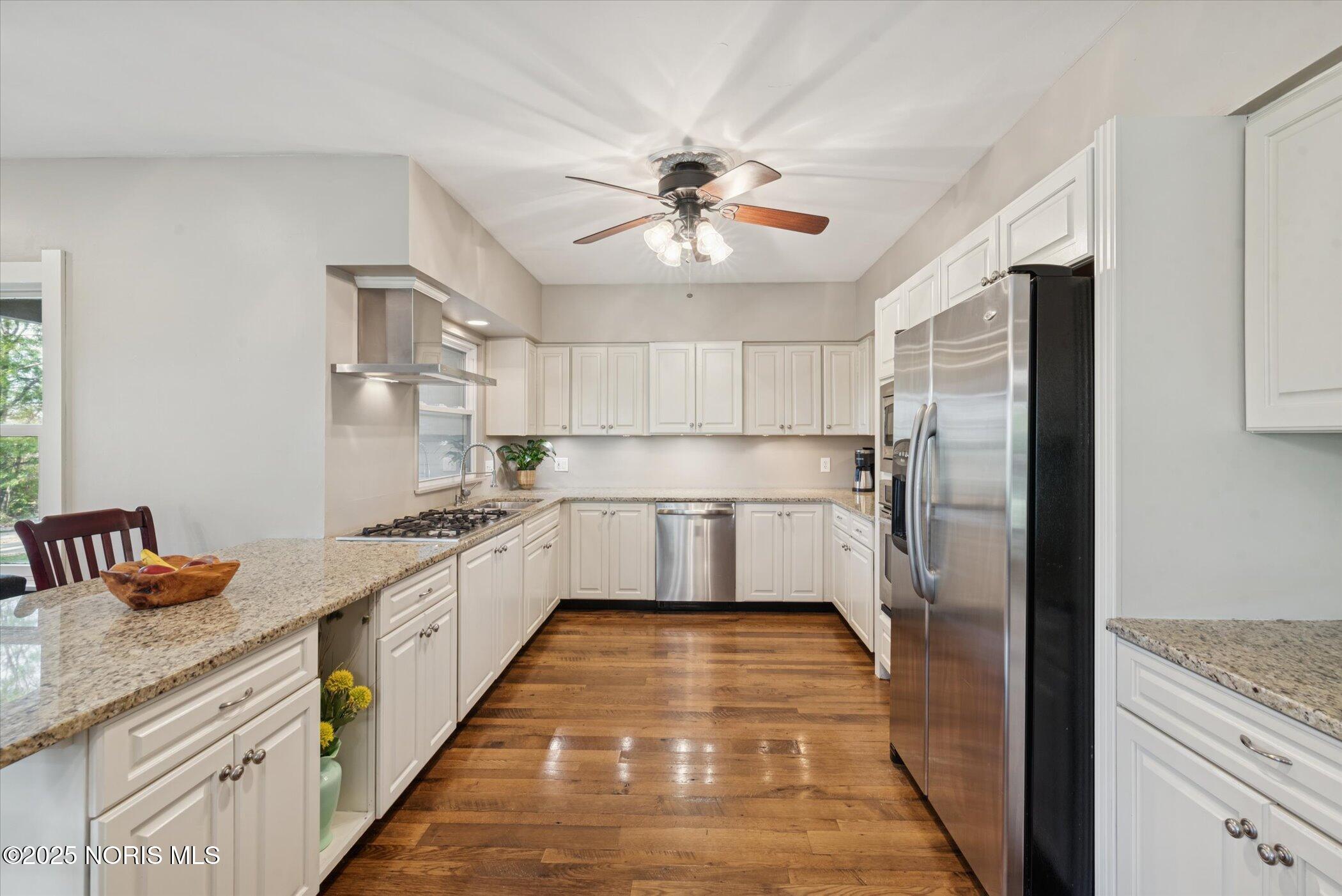 3044 Albon Road Monclova, OH 43542 - Photo 14 of 93 Kitchen