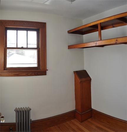 21 Harris Street Amherst, MA 01002 - Photo 17 of 27 Gallery Image 17