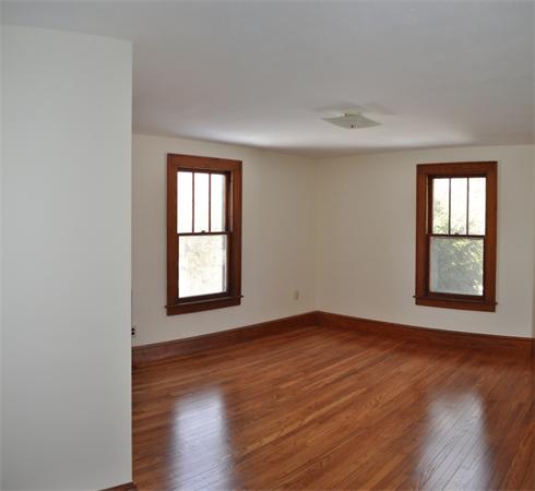 21 Harris Street Amherst, MA 01002 - Photo 21 of 27 Gallery Image 21