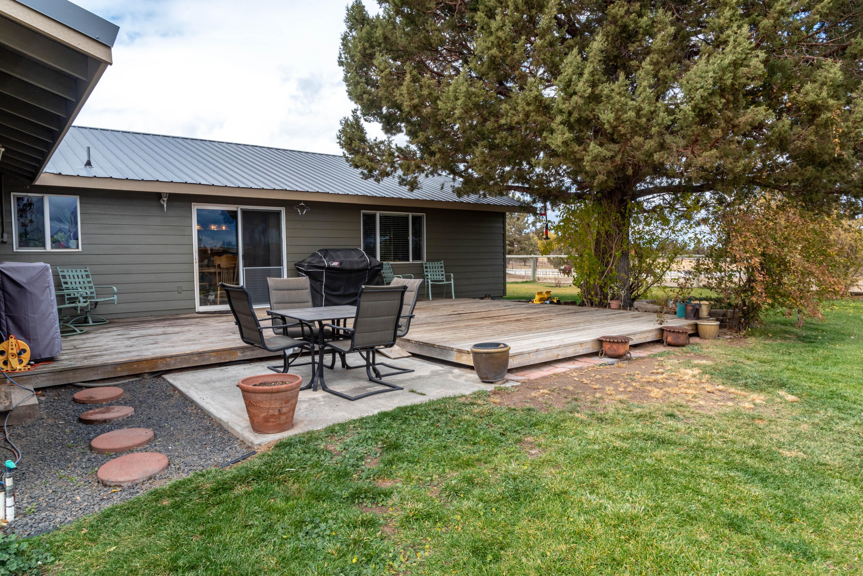 61136 Ropp Lane Bend, OR 97702 - Photo 39 of 75 DSC_5825