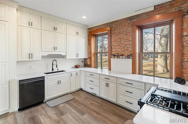 $319,000 | 505 South St Louis Street, Sparta, IL 62286