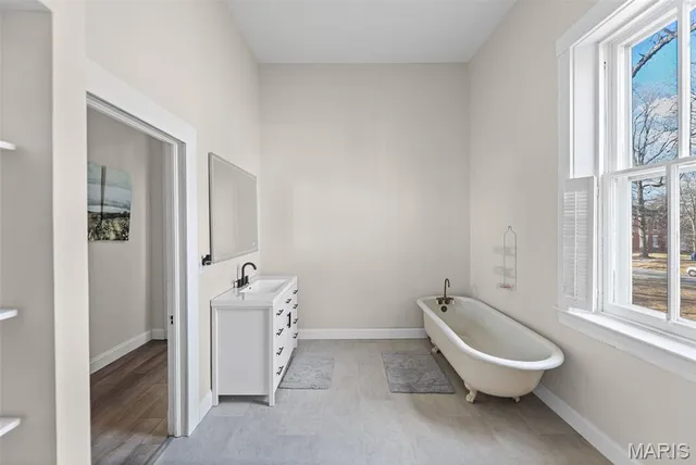 $349,900 | 505 South St Louis Street, Sparta, IL 62286