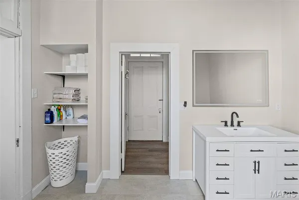 $319,000 | 505 South St Louis Street, Sparta, IL 62286