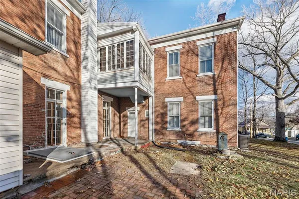 $319,000 | 505 South St Louis Street, Sparta, IL 62286