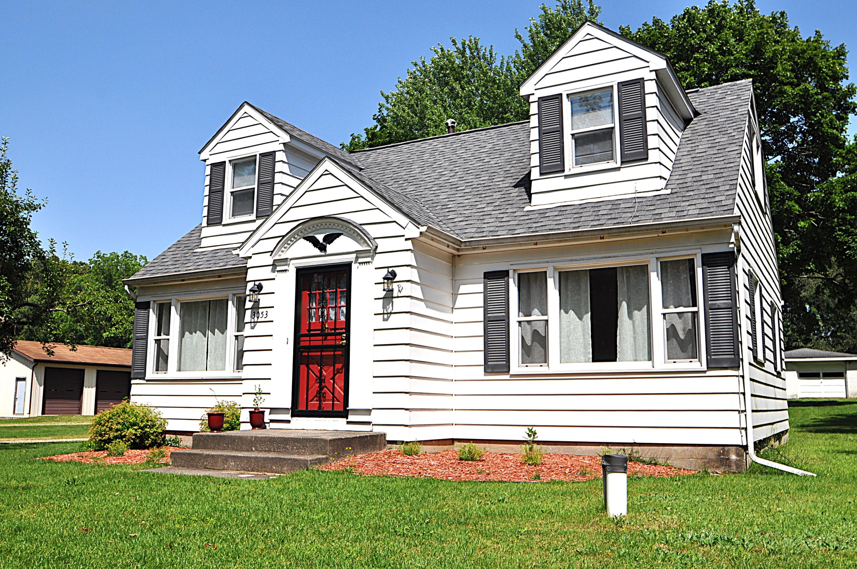 3053 South 3rd Street Niles, MI 49120 - Photo 3 of 26 DSC_6854