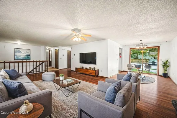 $499,999 | 11951 North Pinetree Road, Hayden, ID 83835