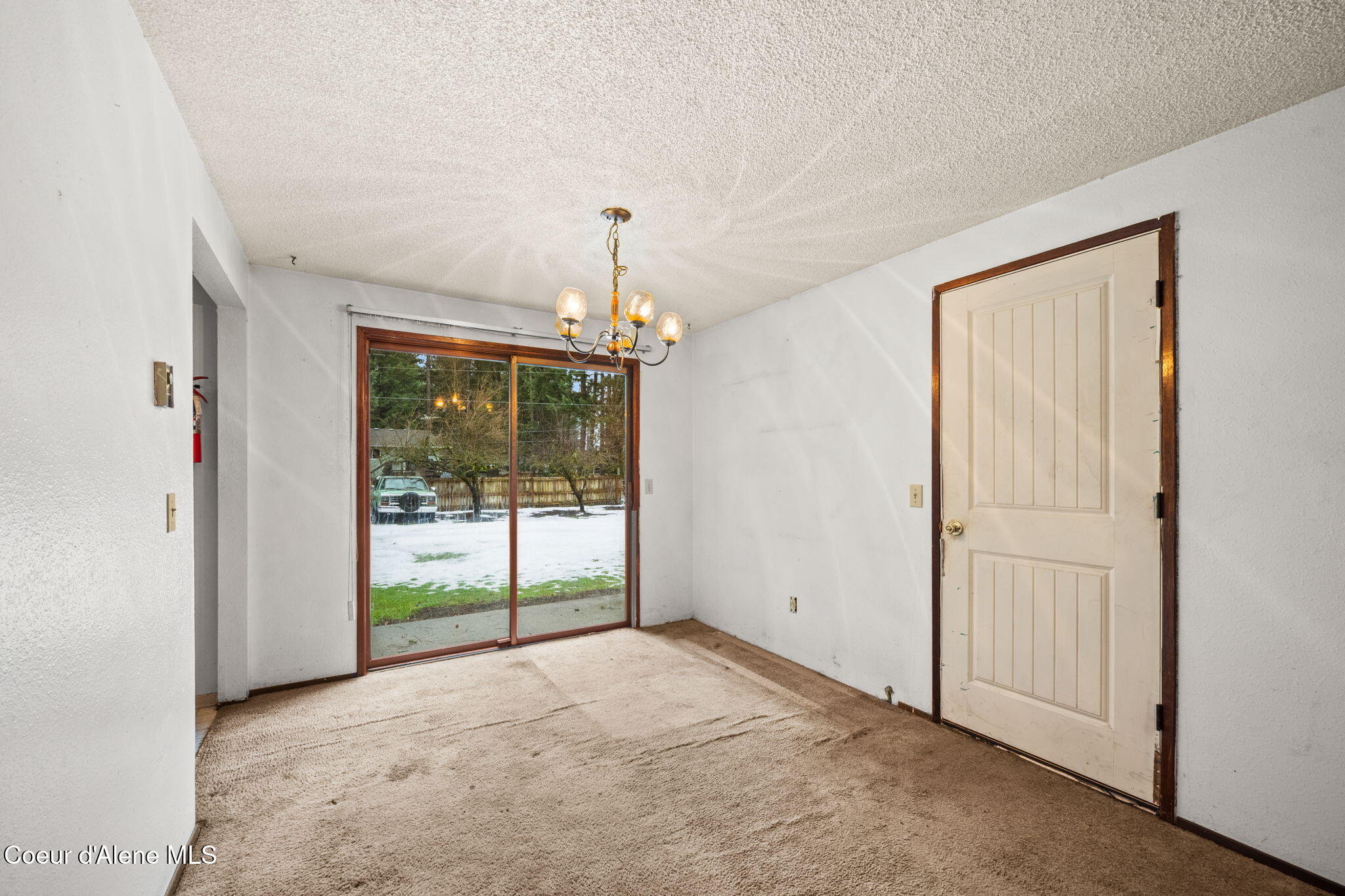 11951 North Pinetree Road Hayden, ID 83835 - Photo 19 of 62 Dining room