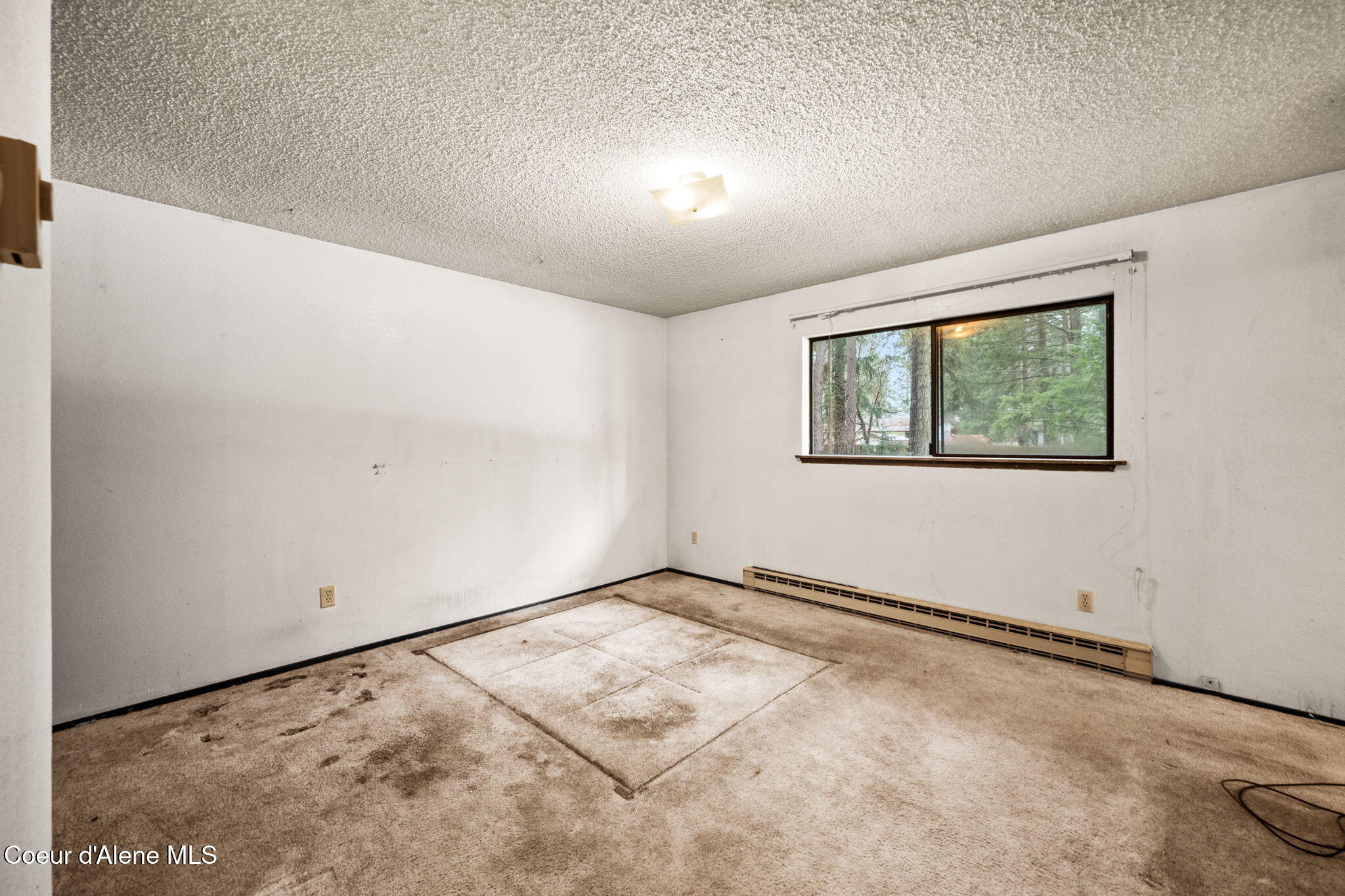 11951 North Pinetree Road Hayden, ID 83835 - Photo 27 of 62 Primary bedroom