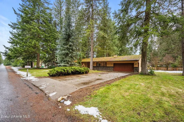 $499,999 | 11951 North Pinetree Road, Hayden, ID 83835