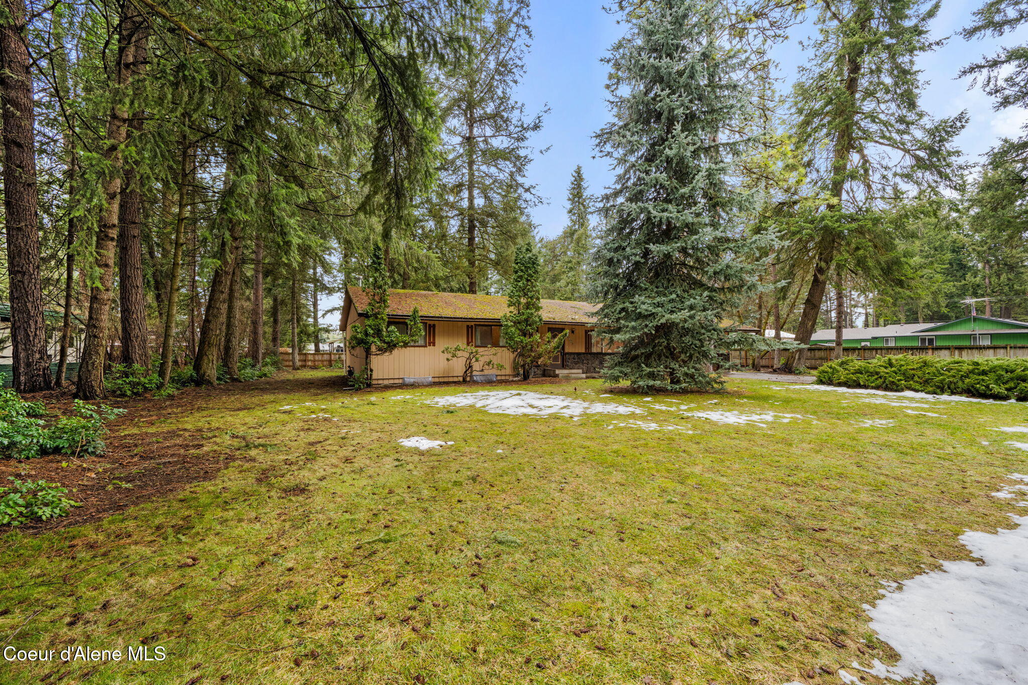 11951 North Pinetree Road Hayden, ID 83835 - Photo 4 of 62 Front of home