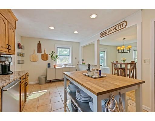 51 Lindenwood Road Stoneham, MA 02180 - Photo 15 of 35 Gallery Image 15