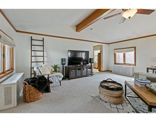 51 Lindenwood Road Stoneham, MA 02180 - Photo 10 of 35 Gallery Image 10