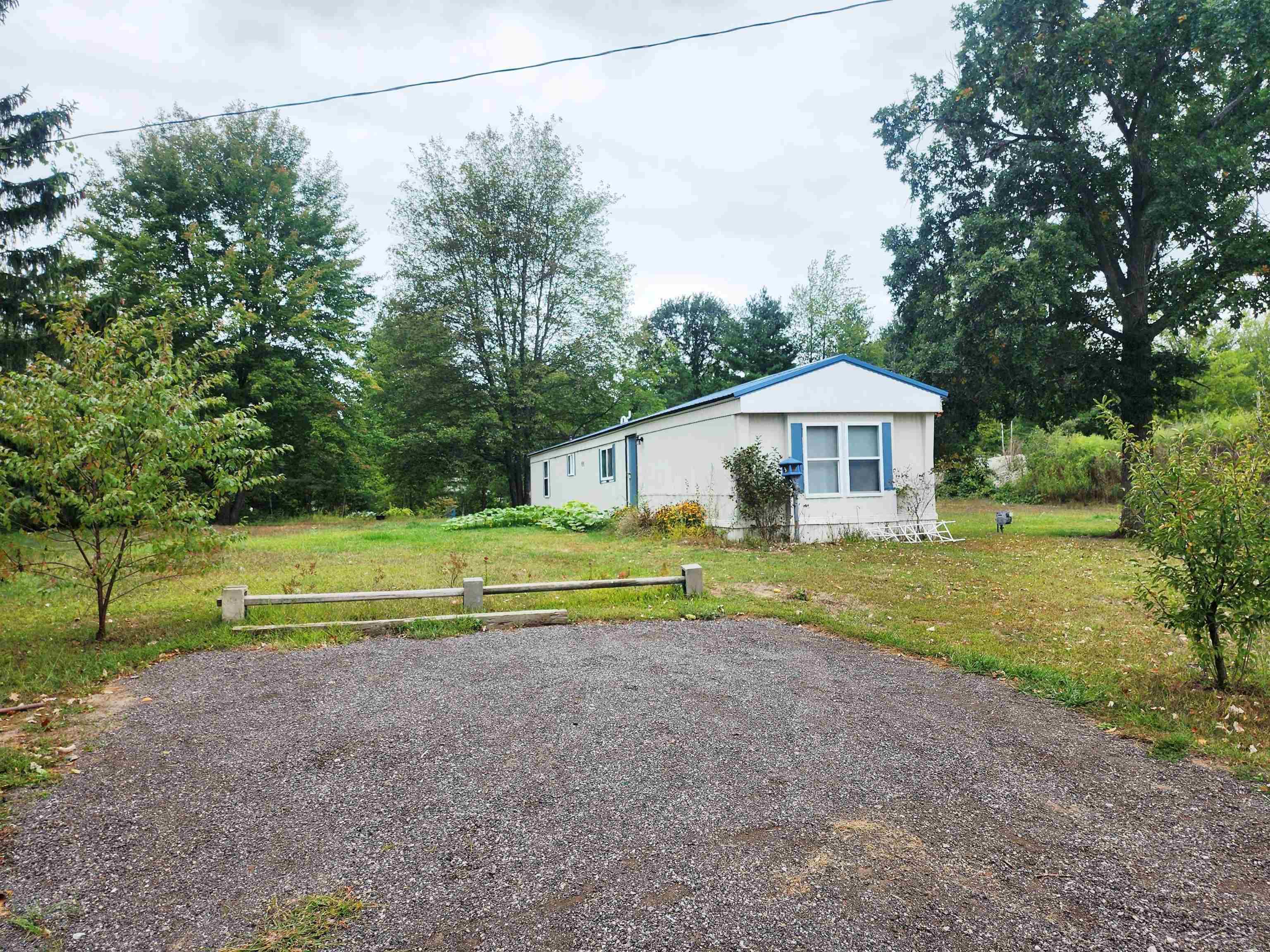 2156 West Cody Estey Road Pinconning, MI 48650 - Photo 3 of 20 Gallery Image 3