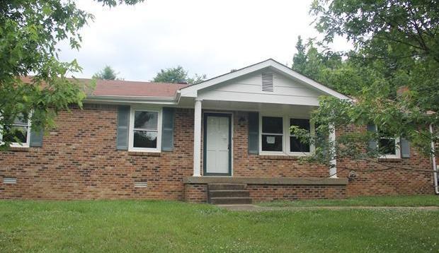 1074 Black Road Cunningham, TN 37052 - Photo 1 of 16
