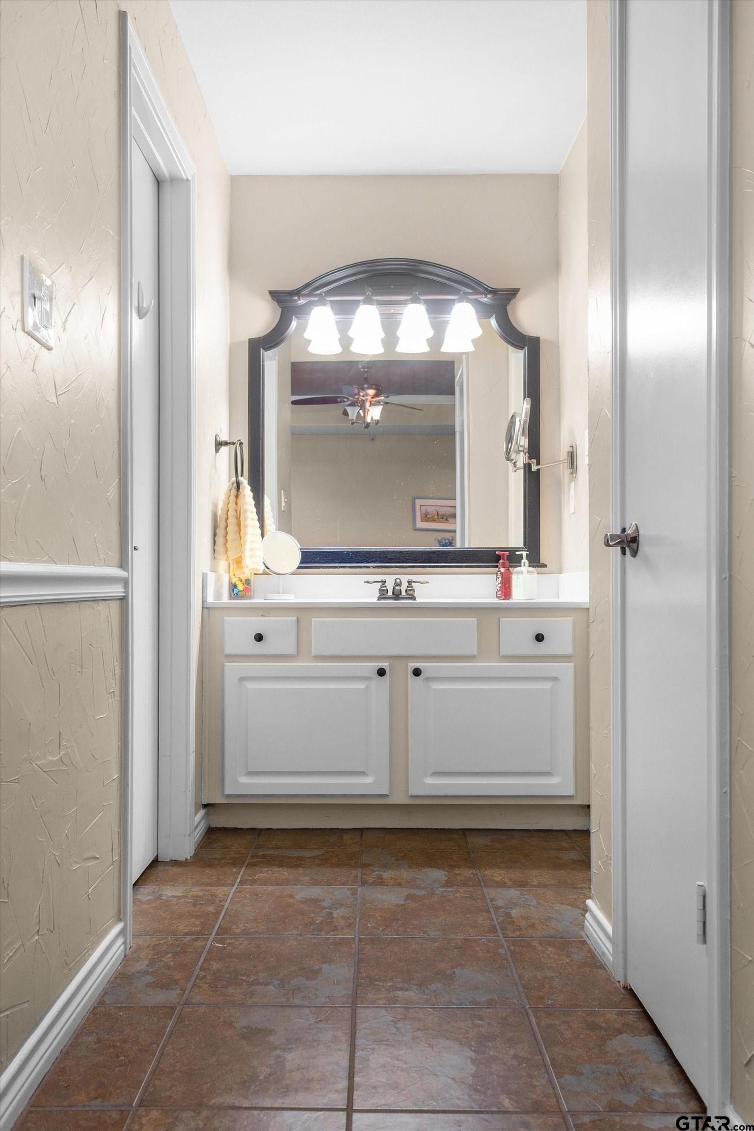 1202 Rice Road, Unit 137 Tyler, TX 75703 - Photo 13 of 21