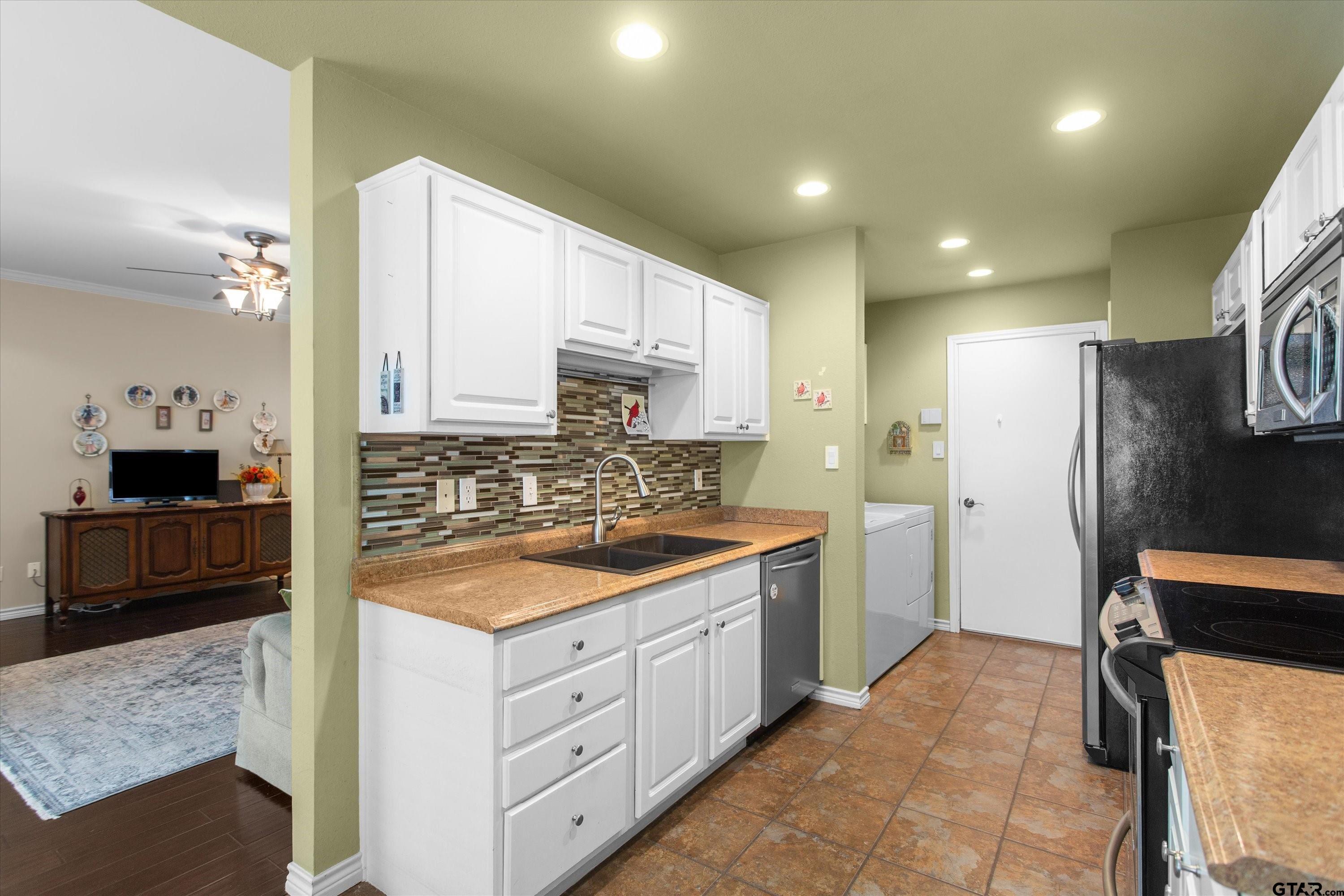 1202 Rice Road, Unit 137 Tyler, TX 75703 - Photo 9 of 21