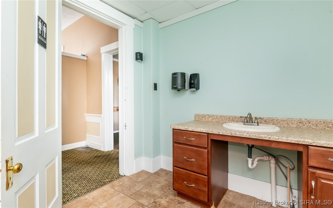 1217 East Spring Street New Albany, IN 47150 - Photo 45 of 95