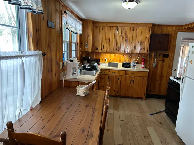 $349,000 | 150 Highway 129, Alburgh, VT 05440