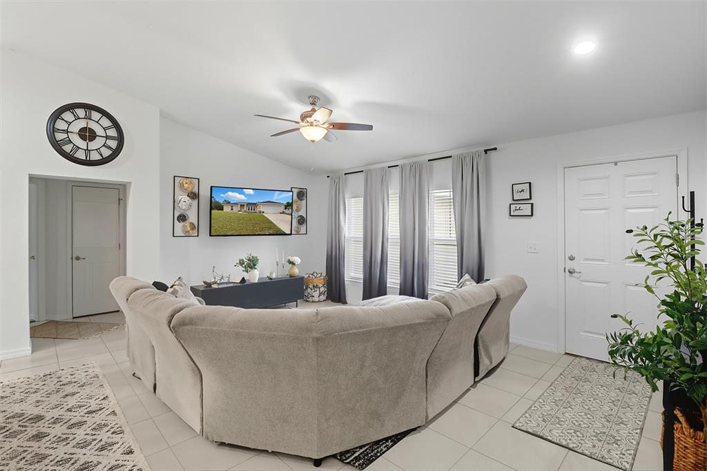6651 Southwest 151 Loop Ocala, FL 34473 - Photo 5 of 39
