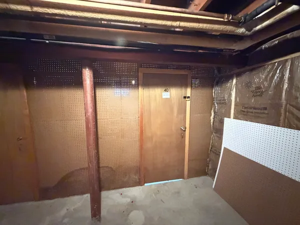 a view of entryway