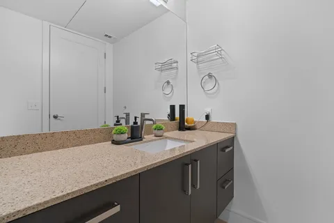 $599,000 | 222 West Avenue, Unit 2911, Austin, TX 78701