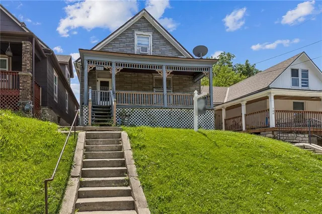$170,000 | 747 Reynolds Avenue, Kansas City, KS 66101